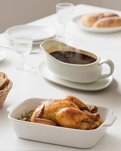 KITCHENLESTAR Ceramic Gravy Boat with Saucer Tray - 17 oz Sauce Boat Server for Gravy,Broth,Black Pepper,Salad Dressing,Creamer - Spill-Resistant Design, Lead-Free &Oven/Microwave/Dishwasher Safe