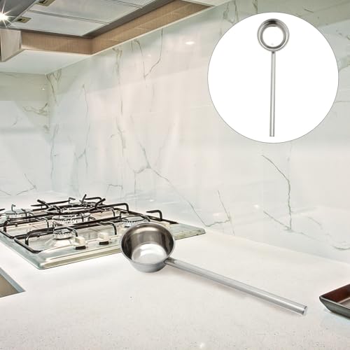 Cucharón de acero inoxidable duradero con mango largo para un servicio elegante y resistente 8