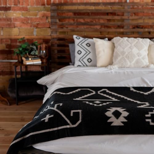 Image of Arcturus Rainier Wool Blanket, Warm, Thick, Washable Wool Blanket for Home, Outdoors, Camping, Tailgates, Picnic, Hunting, Travel & Emergency Kits, Twin Size, 4.5 lb, Castle Rock