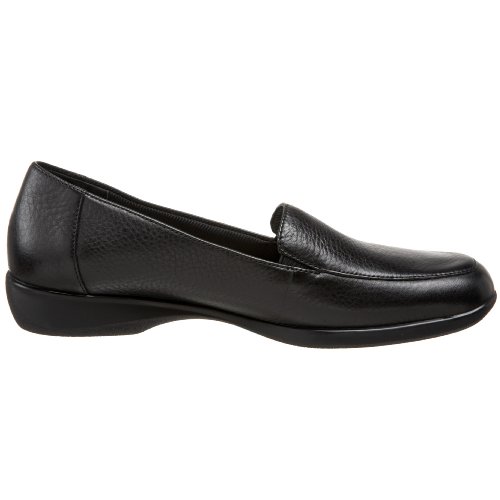 Image of Trotters Women's Jenn Loafer