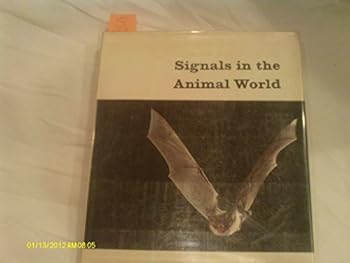 Hardcover Signals in the Animal World [Unknown] Book