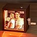 Personalisierte Foto Flipbook Rahmen Foto Flipbook Box mit Licht Handkurbel Fotoalbum Flipbook mit Musik Personalisierte Valentinstag Fotogeschenke f&uuml;r Ihn Sie M&auml;nner Frauen (Paar)