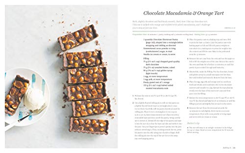 Bake Class Step-By-Step: Recipes for Savoury Bakes, Bread, Cakes, Biscuits and Desserts