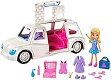 Die schicke Limousine steht bereit, um Polly auf elegantem Wege zur nächsten Party zu bringen.