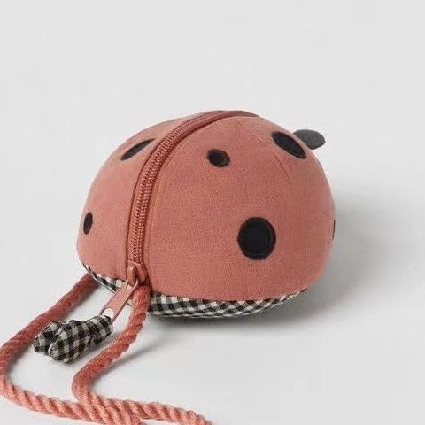 Cute Kawaii Ladybug Off Shoulder Crossbody Aesthetic Bag for Women Girls4