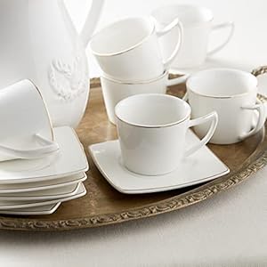 Karaca Koffieservies voor 6 personen met vierkante schoteltjes, espressokop en 6 schoteltjes, robuuste mokkatbeker, dikke drinkrand, espressokopjes, porselein