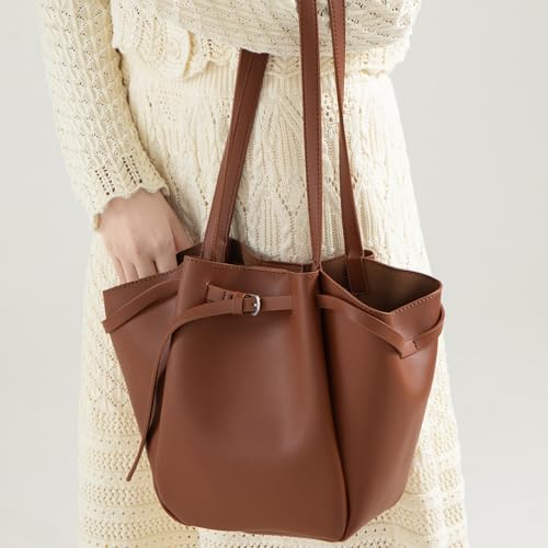 Tenues professionnelles décontractées sublimées par ce sac rétro - 3
