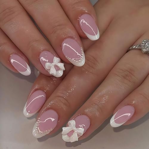 Quezadyl Bow French Tip Nails