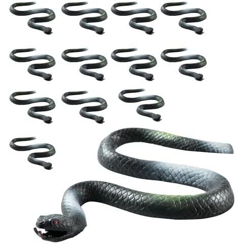 Fun Central 12-Pack Realistic Halloween Rubber Snakes - Green - 14 Inches Cover