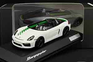 ポルシェ 981ボクスタースパイダー718ケイマン1/43ホワイト2000台限定 ポルシェ 718 Spyder 6MT ワンオーナー 走行距離50km未満