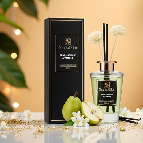 SocialSkn Diffusore a bastoncini, 200 ml, pera, gelsomino e vaniglia, diffusore per la casa, olio profumato di alta qualità con 8 bastoncini e 2 fiori decorativi, fragranza e regalo per la casa di