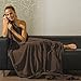 CelinaTex Flauschige Kuscheldecke 150 x 200 cm dunkel braun Decke Sofa warm Wohndecke weich Mikrofaser Fleece Oeko-TEX Montreal