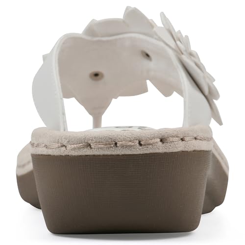 Image of CLIFFS BY WHITE MOUNTAIN Women's Content Floral Sandal