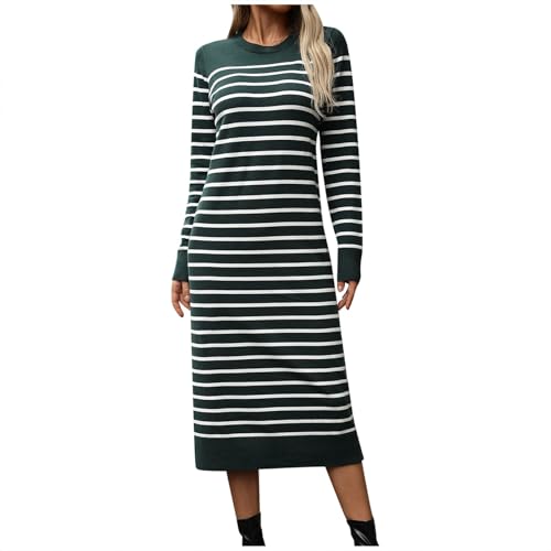 Robe tricotée élégante à rayures au bureau ou pour un dîner d'hiver