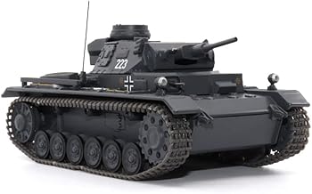 Motor City Classics Pz.Kpfw.III Ausf.G (Sd.Kfz. 141) 13 - Panzerdivision - Ukraine (USSR), July 1941 (1:43 Scale)