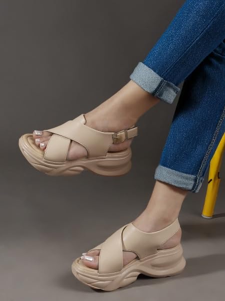 Image of SilverArrow womens Floriva Fashion Sandals|Sandals With Adjustable Buckle Closure|Casual Wear