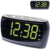 KONSTRUKTION: Der Wecker verfügt über ein großes LCD Display. Die Zahlen sind bei Tag sowie bei Nacht leicht und einfach ablesbar. Betrieb über integrierten Netzstecker.