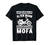 Dieses Design mit diesem tollen Retro Zweirad und Motorroller der durch Europa egal ob Sport oder Spaß im Alltag anzutreffen ist perfekt für alle Motorradfans ,Motorradliebhaber und Motorradfahrer zur nächsten Mofa Treffen oder Veranstaltung.