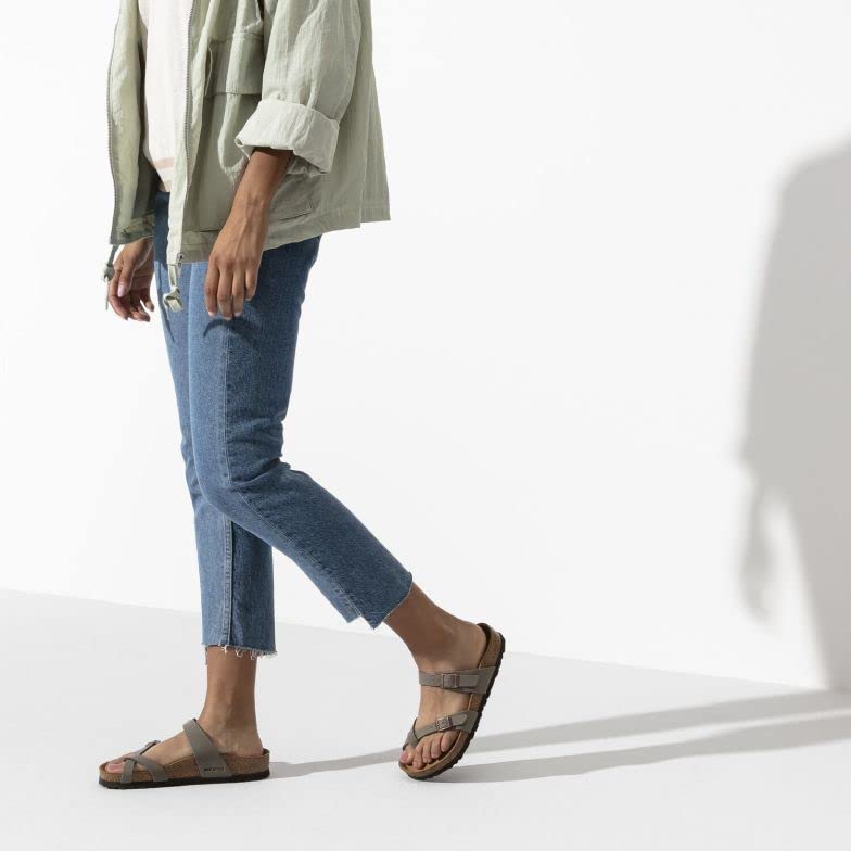 Image of Birkenstock Unisex Adult Franca Mayari Oiled Leather Sandals