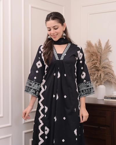 Image of Arayna Women's Pure Cotton Block Printed Ethnic Wear Kurta Set with Palazzo Pants & Dupatta