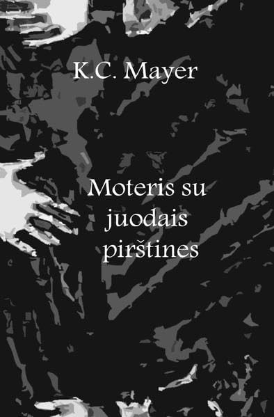 Moteris su juodais pirštinės