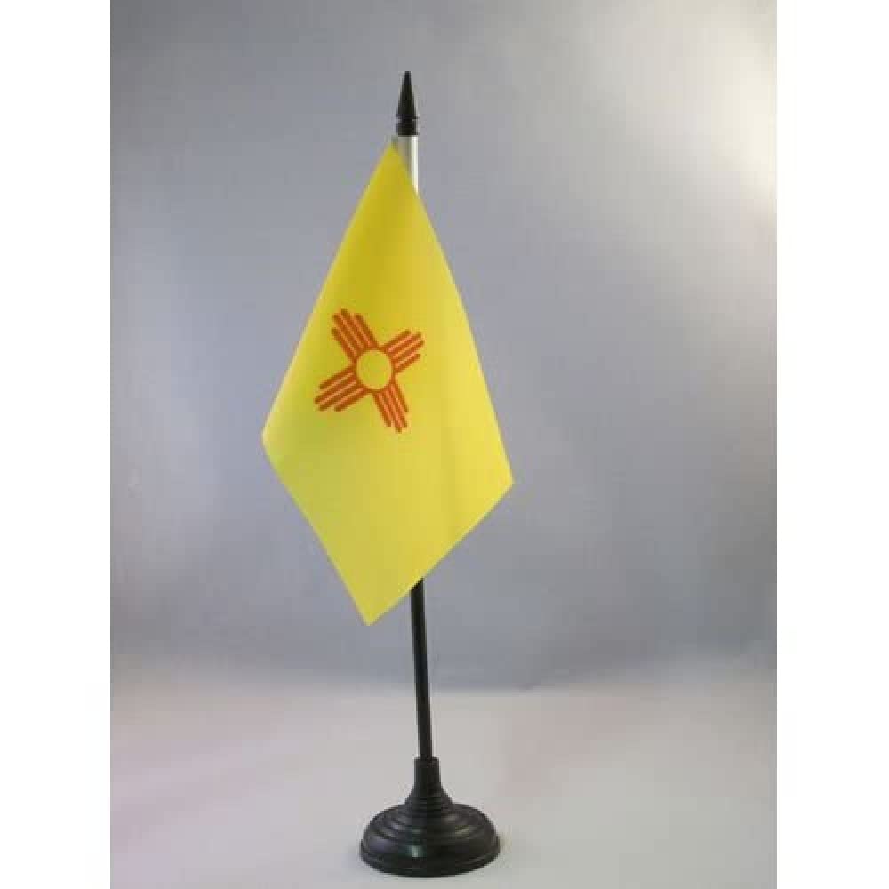 AZ FLAG - New Mexico Table Flag 4'' x 6'' - US state of New Mexico Office Flag 100% Polyester 15 x 10 cm - Mini Desk Flag with 10'' Pole and Black Plastic Base