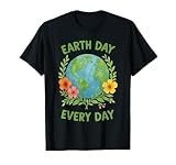 Happy Earth Day Every Day Environment Floral Earth Day 2026 T-Shirt