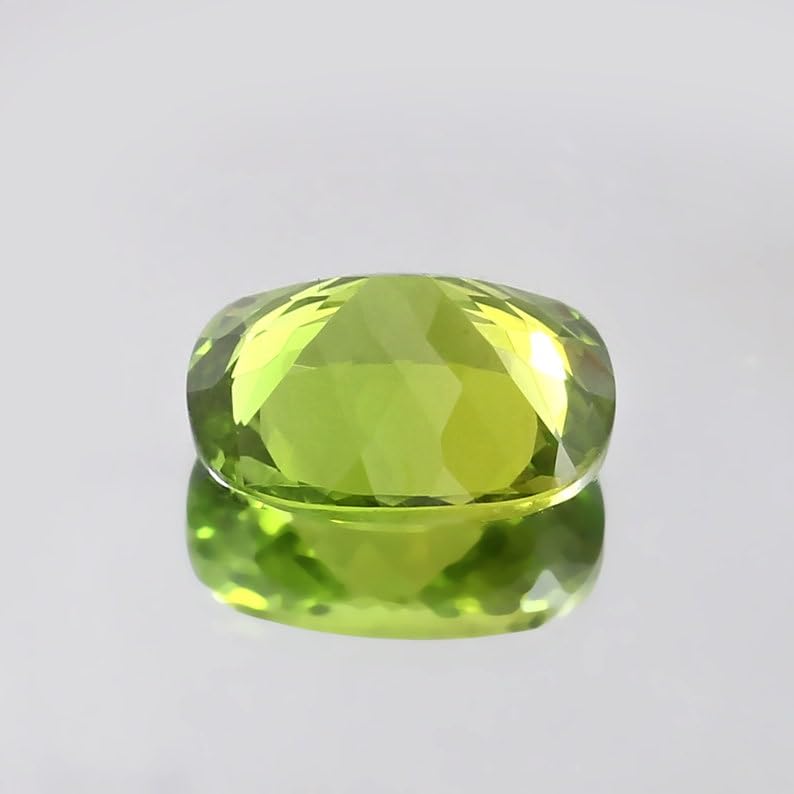 Pierre précieuse verte de Ceylan coussin 12x10mm pour création bijoux