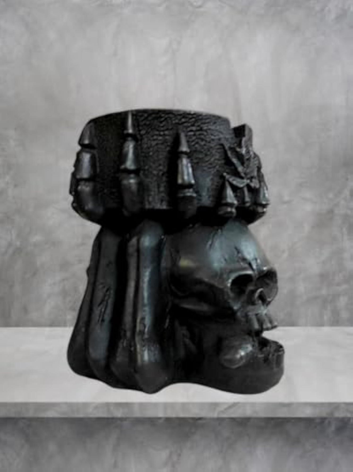 Resin Skull Cigarette Ashtray