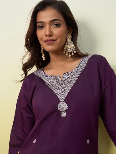 Image of Women's Silk Blend Embroidery Straight Kurta | Ethnic Kurtas for Women | Kurtis for Women Festive, Casual Office Wear Ethnic Kurta for Women