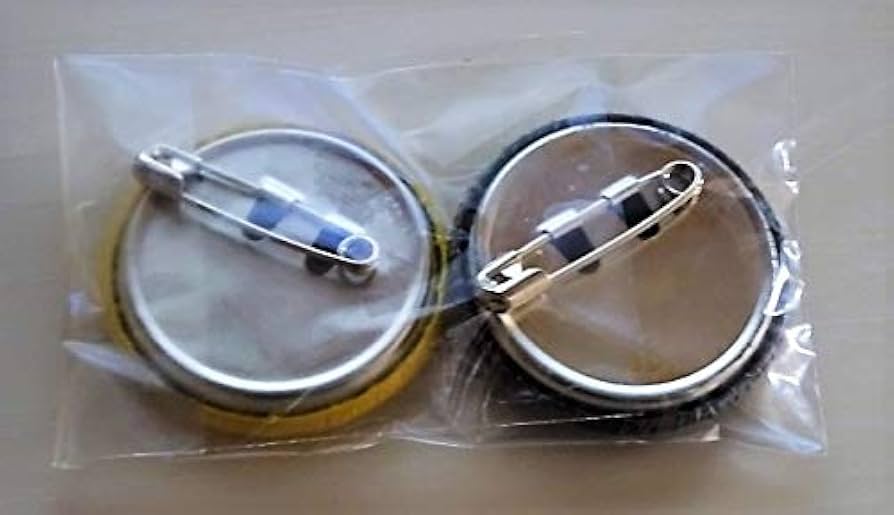Amazon | サカナクション 缶バッジ 2個セット | バッジ | おもちゃ