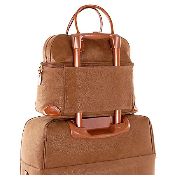 Bric's Beauty Case Tote Collezione LIFE, Borsa da Toilette da Viaggio con Fascia per Maniglia Trolley, Accessario di Viaggio Effetto Scamosciato, Dimensioni 35x29x19, Camel