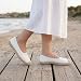 Imagen de GLAMORA Bailarinas Mujer Esparto Zapatos Planos de Punto Transpirable Manoletinas Mujer Suela Goma con Borde Estilo Alpargata Merceditas Cómodas Ligeras Calzado Verano Mujer Slip On white-36