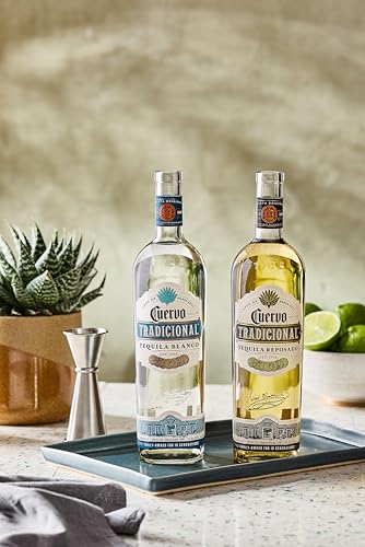 Miniatura 3 de Jose Cuervo Tradicional Plata José Tequila - 70 cl