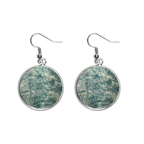Pendientes de plata y cuero azul oscuro ideales para tus cenas y eventos especiales