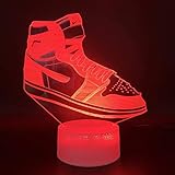 Efecto visual 3D creativo: esta es una lámpara de ilusión 3D, con una pizarra plana de acrílico óptico con grabado láser que puede darte un increíble efecto visual 3D. El 3D es solo visual, la luz en sí es plana. Seguro que sorprenderá e impresionará a tu amante. Por lo tanto, será un regalo único de cumpleaños o San Valentín para tu novio o novia.