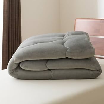 ニトリ　NITORI　羽毛掛け布団　シングル150×210cm Amazon｜ニトリ(NITORI) 掛布団 グレー 幅150×奥行210×高さ5cm