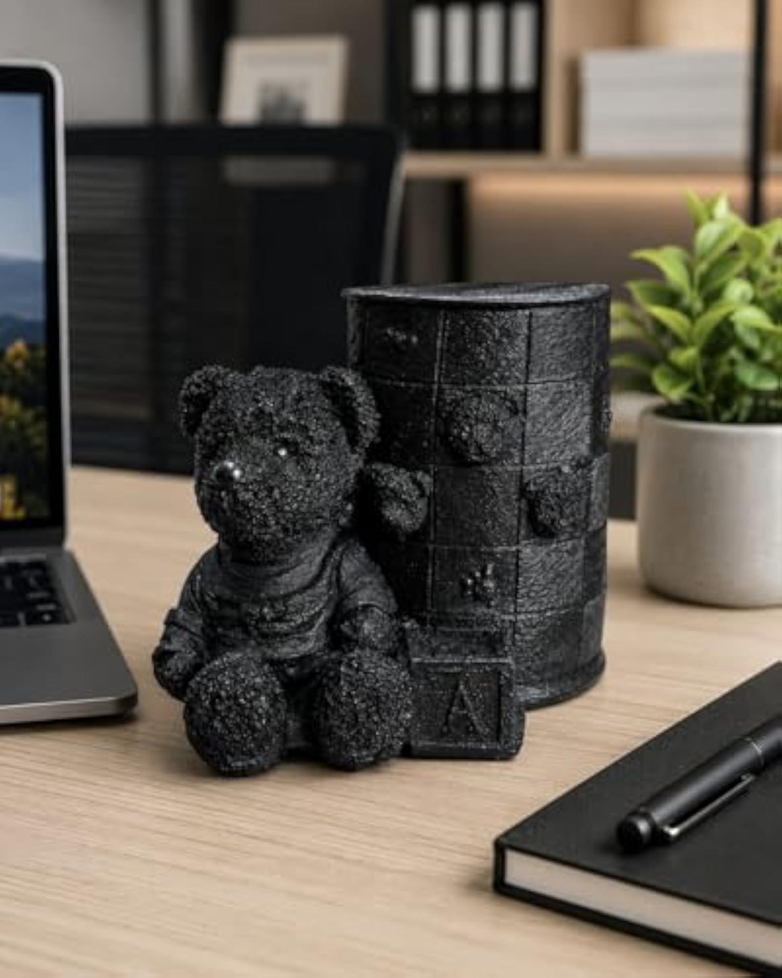 Bear Ashtray Decorative Cigarette Holder