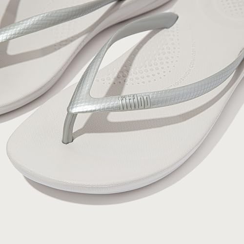 Image of FitFlop Womens iQushion Rubber Flip-Flops with Contoured Footbed for Walking, Lightweight Ergonomic Flip Flop Sandals with Arch Support and Foot Impact Pillows