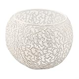 Design creux exquis : rehaussez votre décoration d'intérieur avec nos bougeoirs en métal doré finement conçus avec un motif creux vintage qui projette des ombres lumineuses enchanteresses lorsqu'elles sont allumées. L'artisanat détaillé met en valeur des motifs élégants qui transforment n'importe quel espace en un sanctuaire sophistiqué. Ces pièces décoratives ajoutent une touche de beauté intemporelle à votre salon, chambre à coucher ou salle à manger, créant un point focal captivant qui complète à la fois les styles d'intérieur modernes et traditionnels.