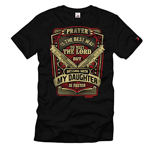 T-shirt citadins et objets marionnette pour look urbain