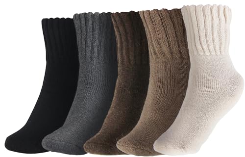 Image of BenSorts Women's Winter Boots Socks Thick Warm Cozy Crew Socks Solid Color Gifts