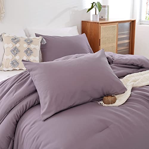 Image of ROSGONIA Oversized Queen Comforter Dusty Purple, 3pcs (1 Comforter & 2 Pillowcases) Lightweight Oversized Queen Comforter Sets Bedding Blanket Quilts