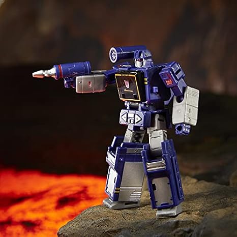 Hasbro TRANSFORMERS - Generations War For Cybertron - Kingdom Core Soundwave (F0667) Black,197 x 38 x 121 millimeters