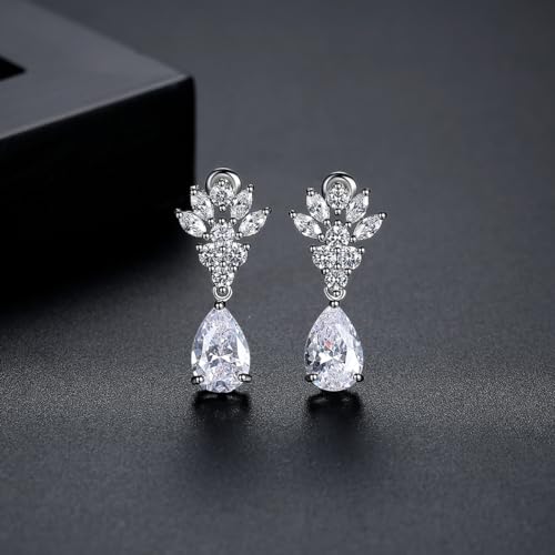 14K Gold Moissanite Drop Dangle Earrings in D-color VVS1 Clarity, Dainty Long Water Drop Earrings for Wedding, Ideal for Bride4