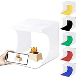 mini estudio fotográfico portátil Múltiples necesidades: el pequeño estudio de fotografía contiene seis colores diferentes de fondo: negro, blanco, verde, rojo, amarillo, azul. La mini tienda de campaña para estudio fotográfico puede satisfacer las necesidades de la mayoría de fotografías de productos (debes preparar un cargador USB para alimentarla)