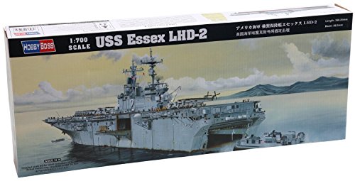 Maquette de bateau USS Essex LHD-2 Hobby Boss, kit de modélisme naval complet
