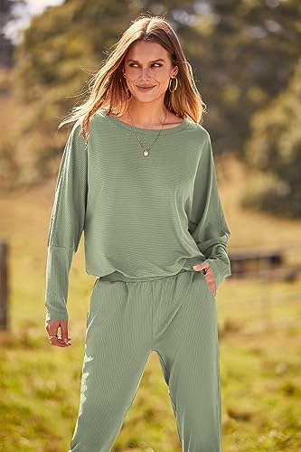 Image of PRETTYGARDEN Women's Fashion Outfits 2 Piece Sweatsuit Solid Color Long Sleeve Pullover Long Pants