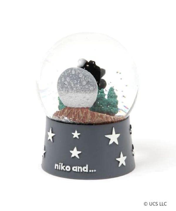 完売品　E.T. スノードーム niko and... ニコアンド クリスマス Amazon.co.jp: ET スノードーム niko and ニコアンド クリスマス