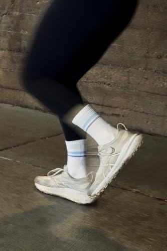Image of Darn Tough Vermont Women's Element Micro Crew Lightweight Running Socks (Style 1114)